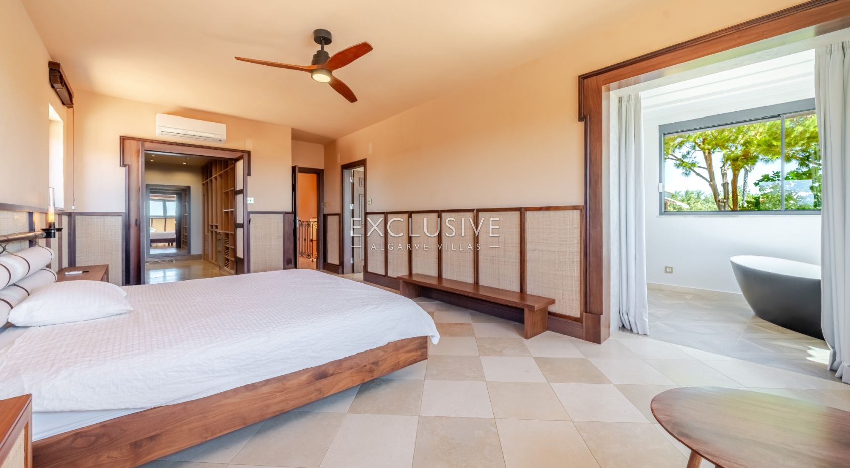 Timeless 5-Bedroom Algarve Villa with Ocean Views and Infinity Pool in Boliqueime