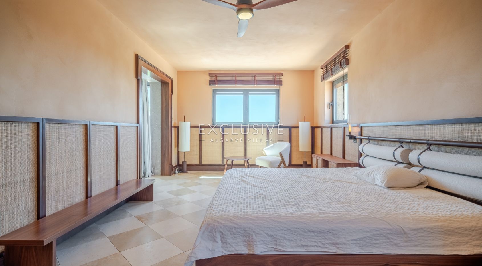 Timeless 5-Bedroom Algarve Villa with Ocean Views and Infinity Pool in Boliqueime