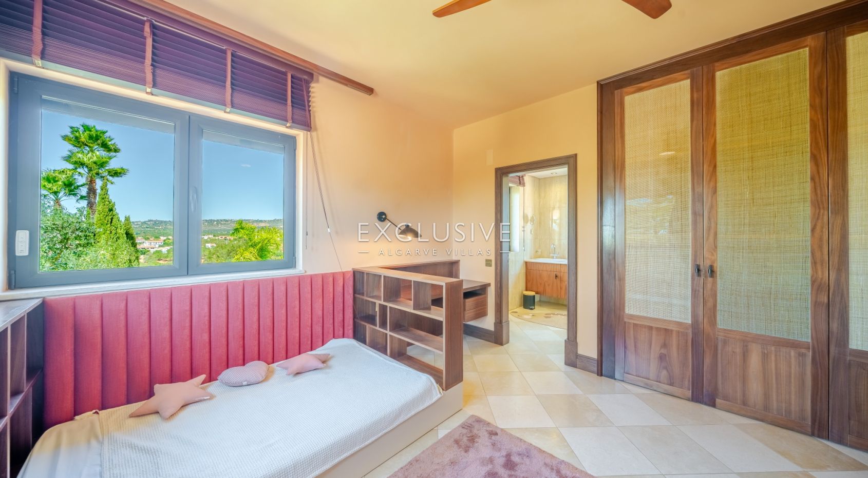 Timeless 5-Bedroom Algarve Villa with Ocean Views and Infinity Pool in Boliqueime