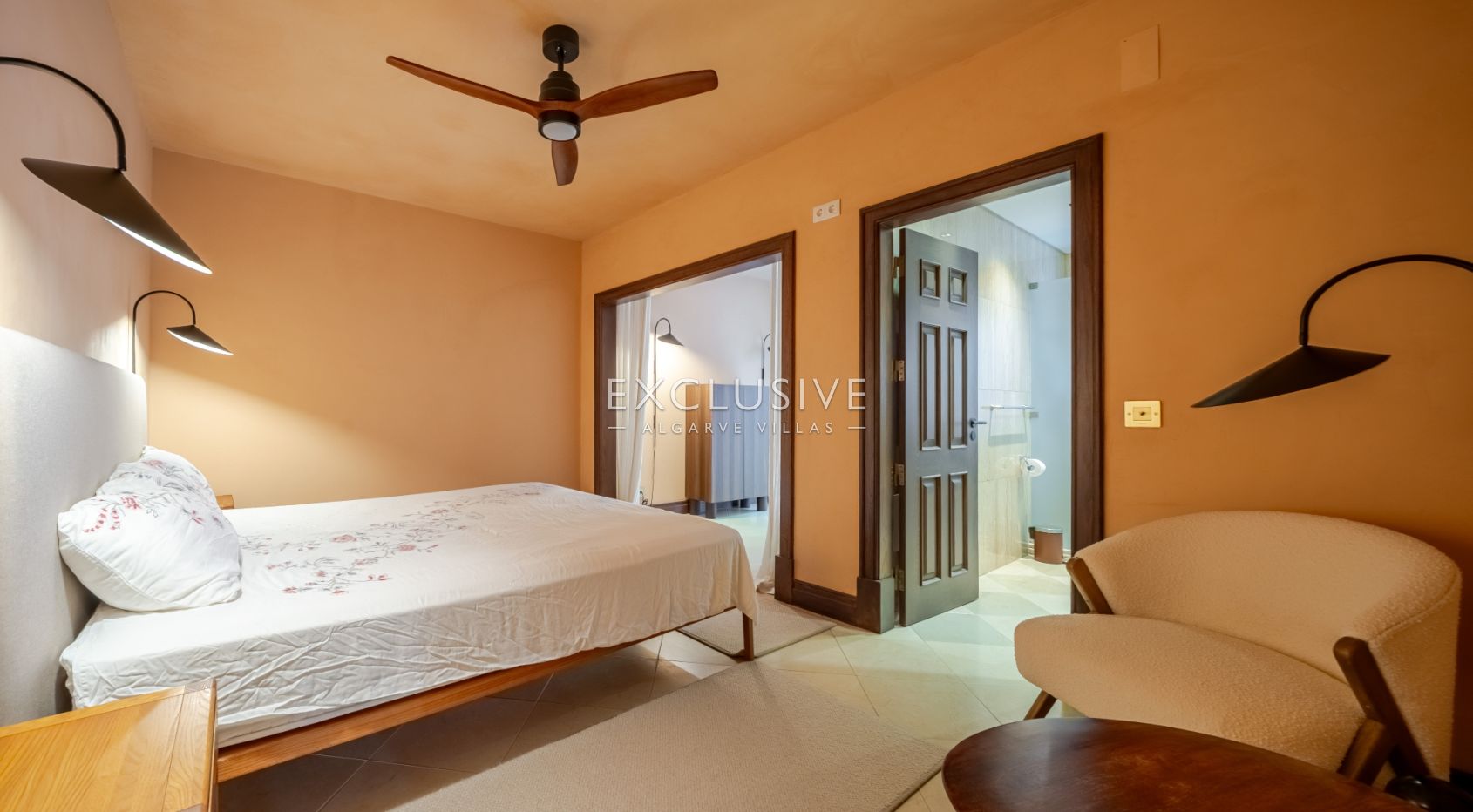 Timeless 5-Bedroom Algarve Villa with Ocean Views and Infinity Pool in Boliqueime