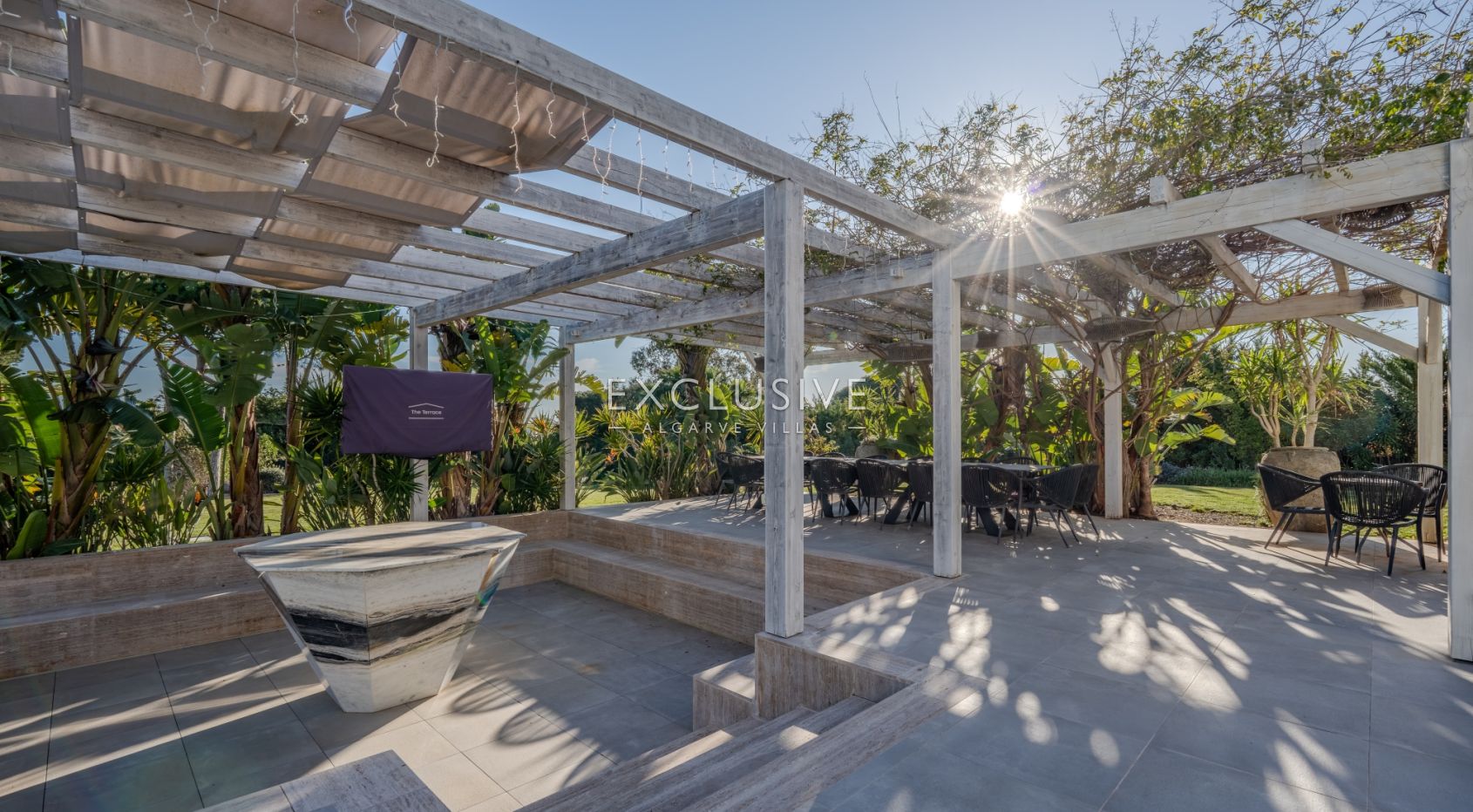 Sophisticated 5+3 Bedroom Villa in Vilamoura’s Prestigious Pinhal Velho