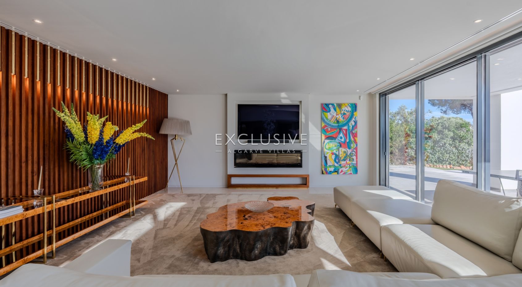 Sophisticated 5+3 Bedroom Villa in Vilamoura’s Prestigious Pinhal Velho