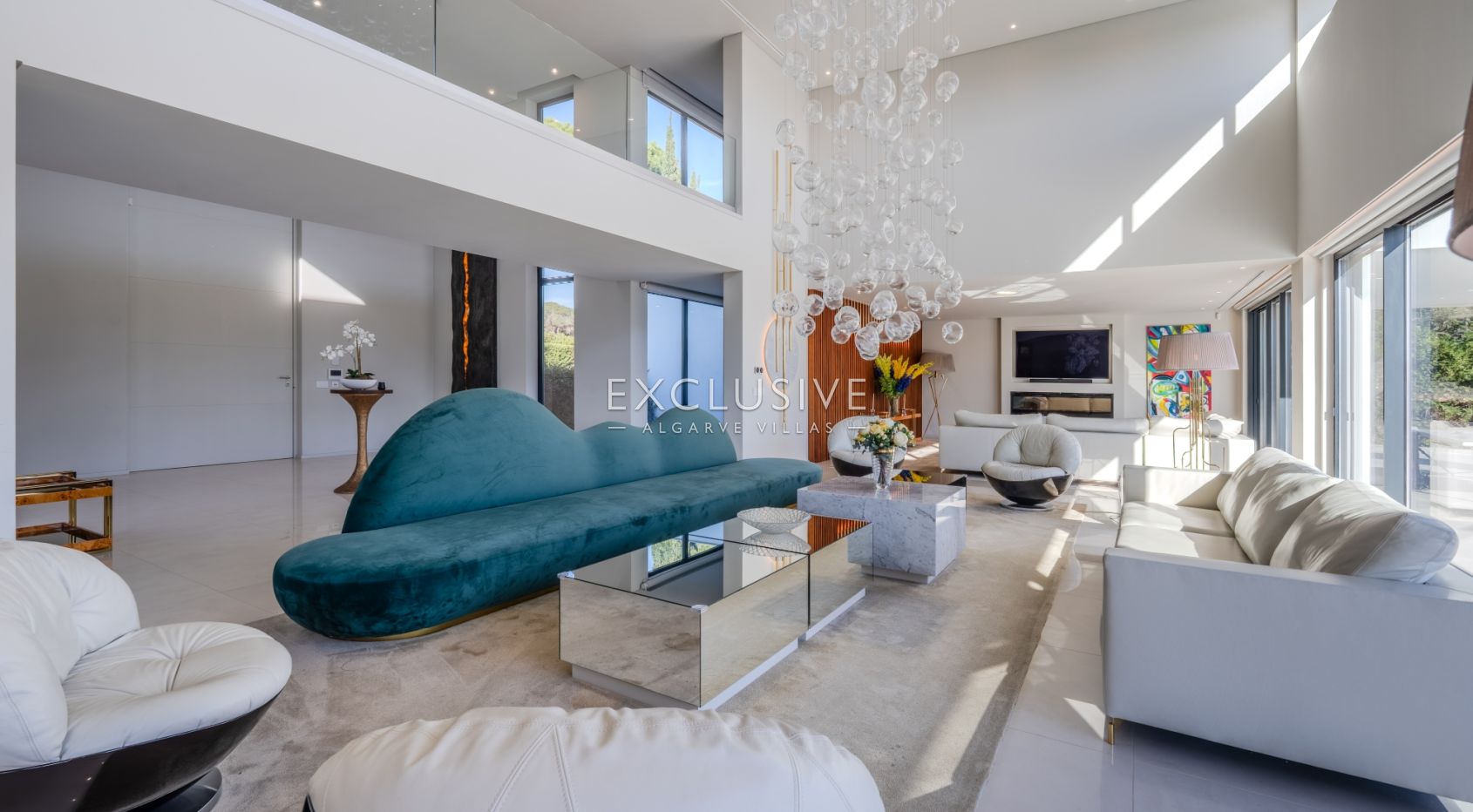 Sophisticated 5+3 Bedroom Villa in Vilamoura’s Prestigious Pinhal Velho