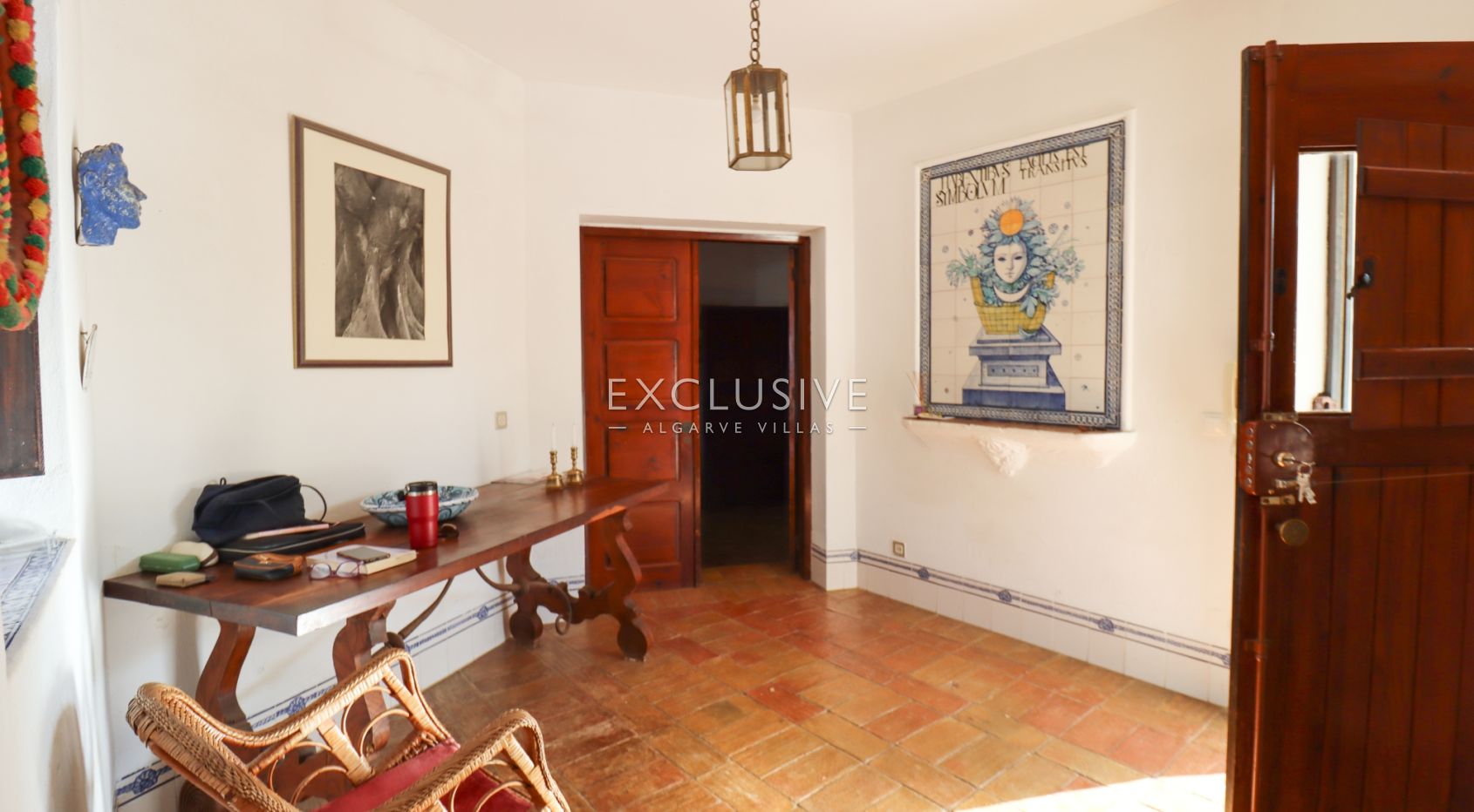 House with big plot to renovate close to the beach in Carvoeiro