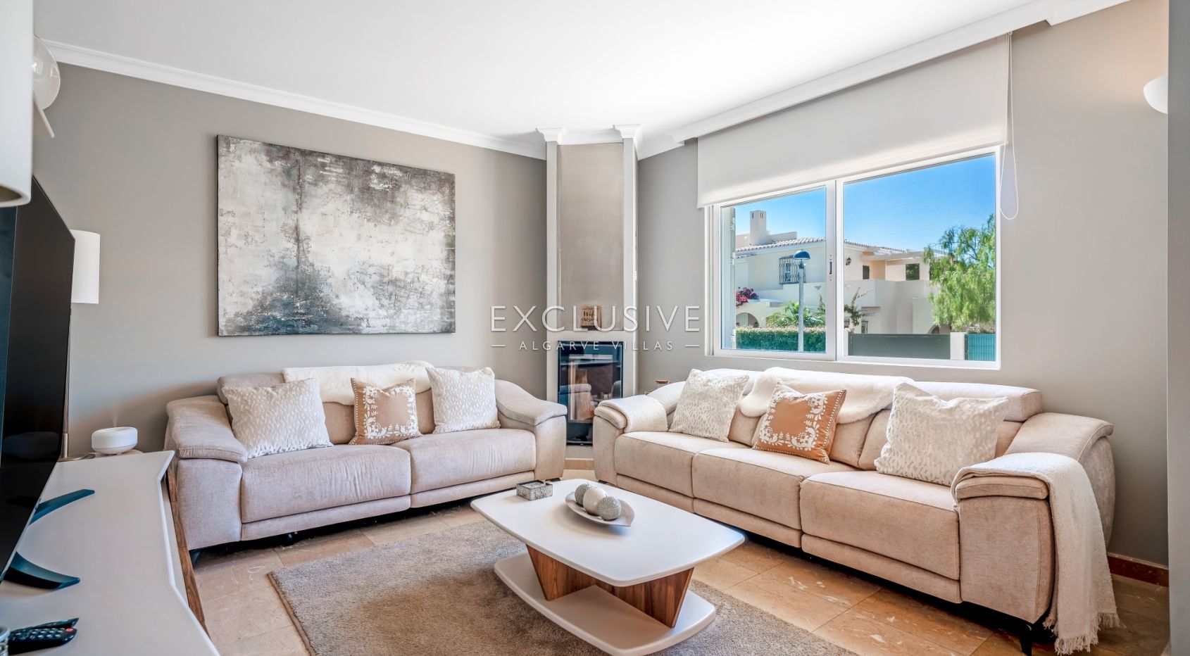 Beautiful Villa with Heated Pool in Vilamoura in Great Location
