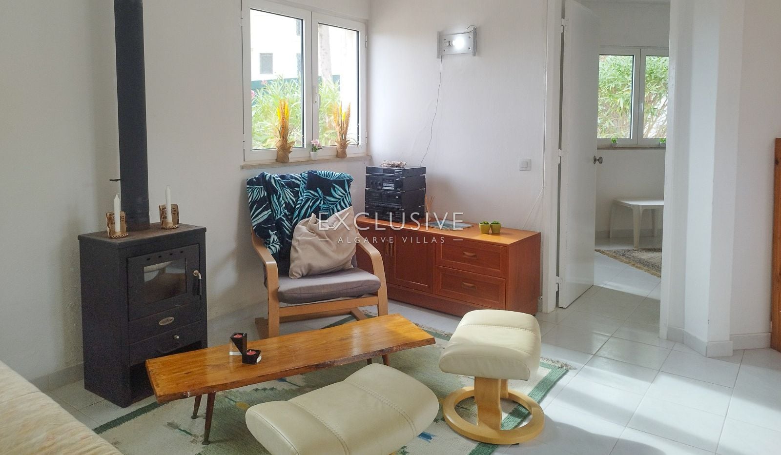 Detached 4 Bedrooms Villa with Pool and Large Plot in Alcantarilha, Silves