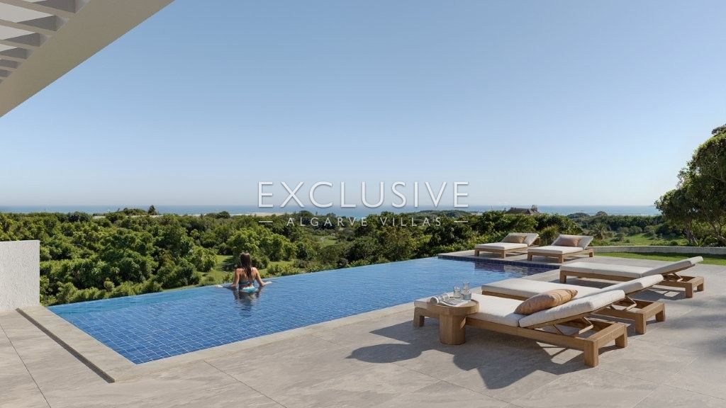 Villa Sta Barbara de Nexe, remodelled with fantastic coastal views across the Algarve