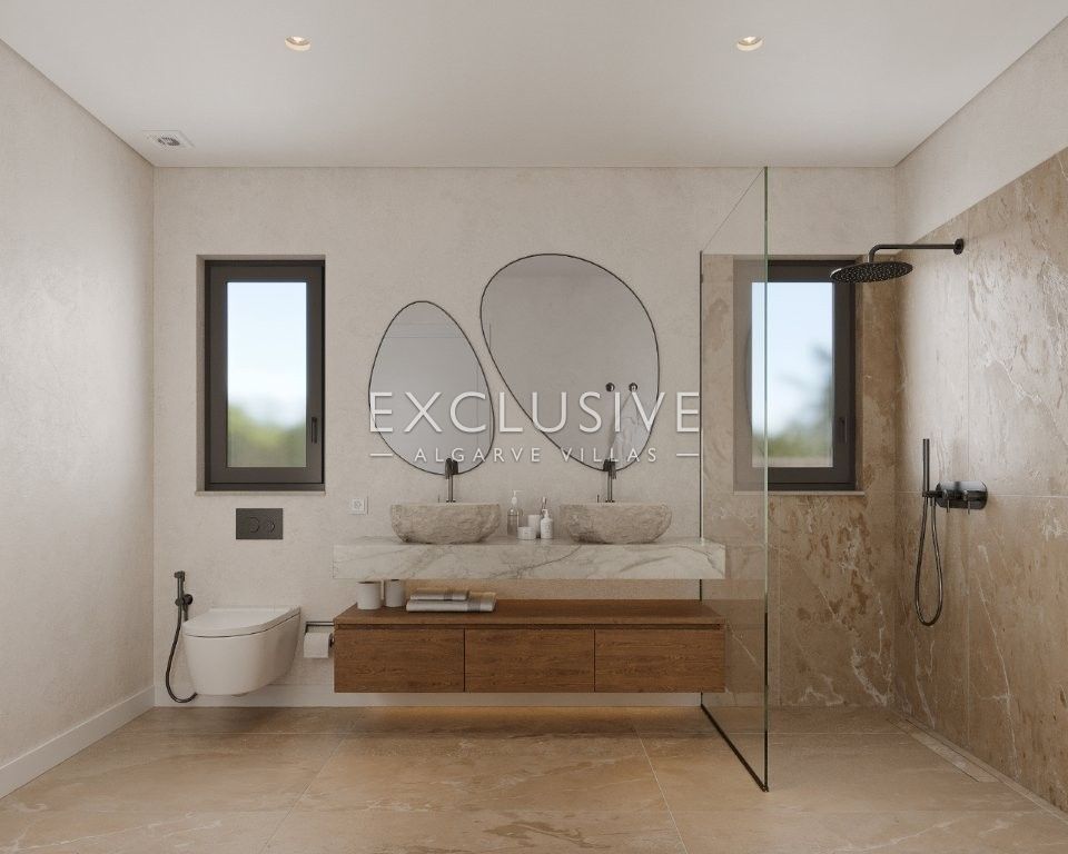 Villa Sta Barbara de Nexe, remodelled with fantastic coastal views across the Algarve