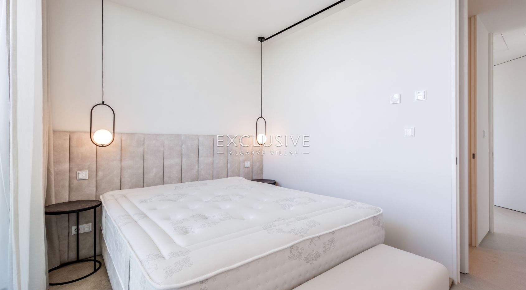 luxury 3 Bedroom contemporary penthouse in Vilamoura with golf and ocean views