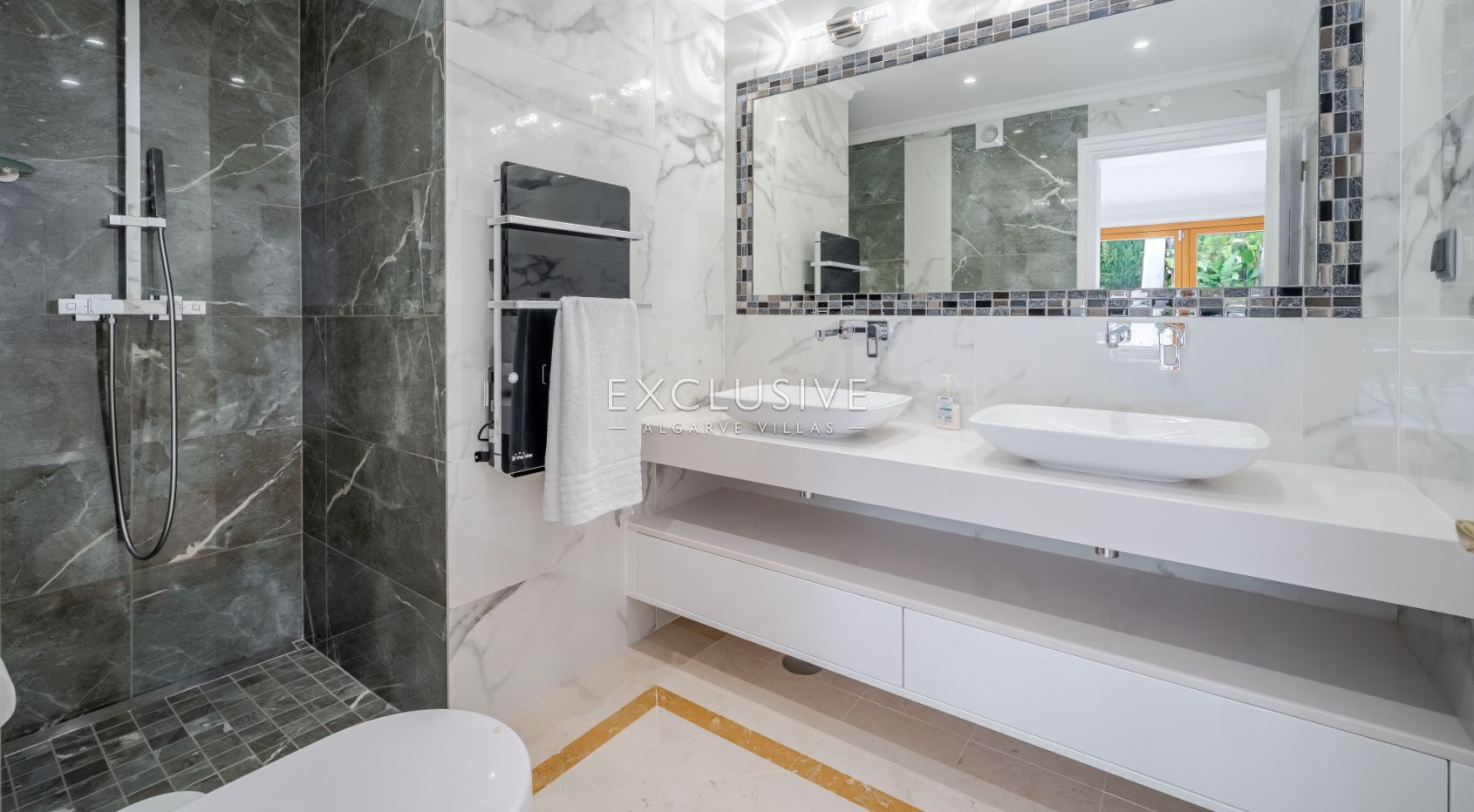 Buy a 4+1 Bedroom Luxury Villa in Vilamoura’s Prestigious Old Course Area