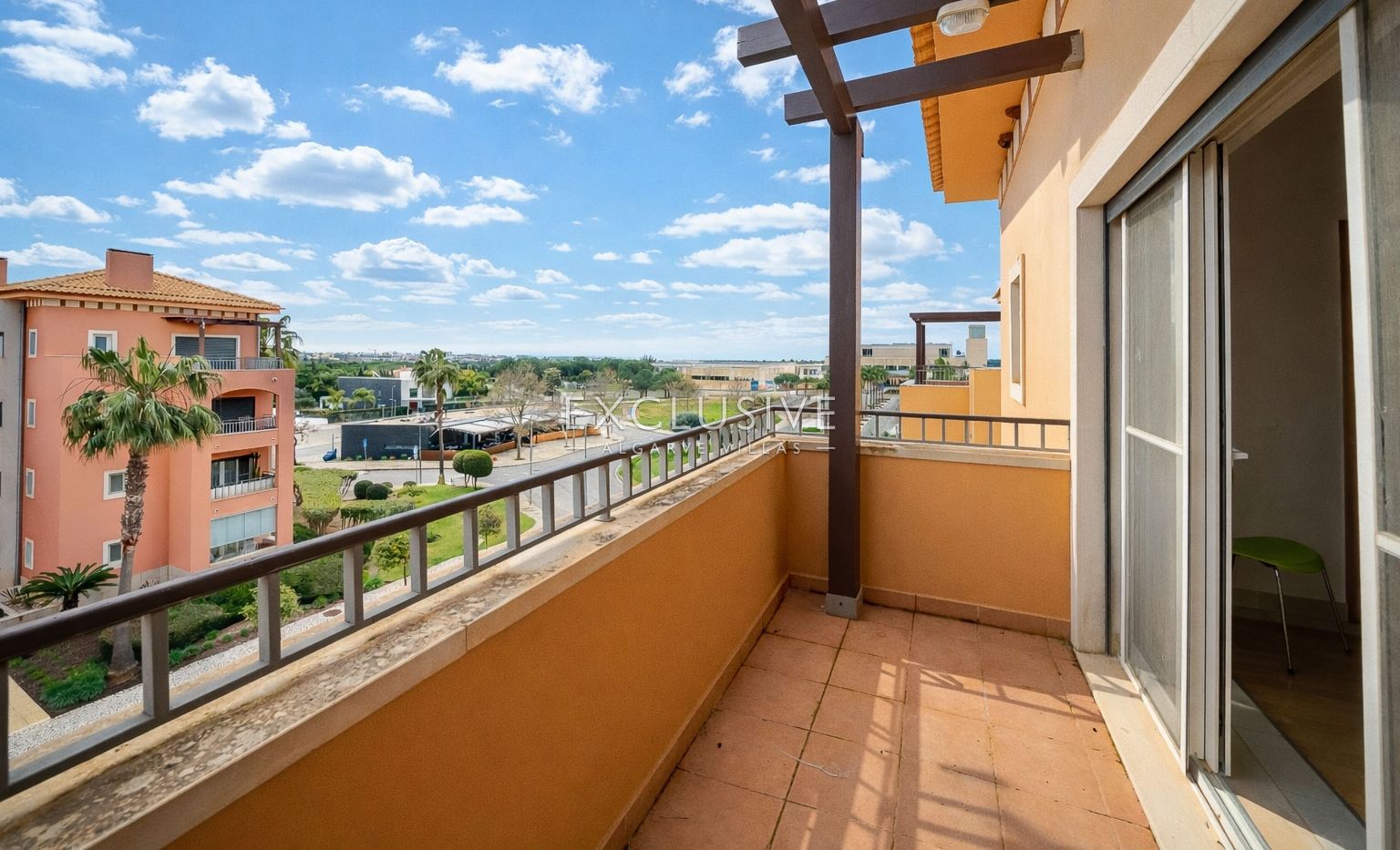 Buy Beautiful 2 Bedroom Sea View Apartment in Vilamoura