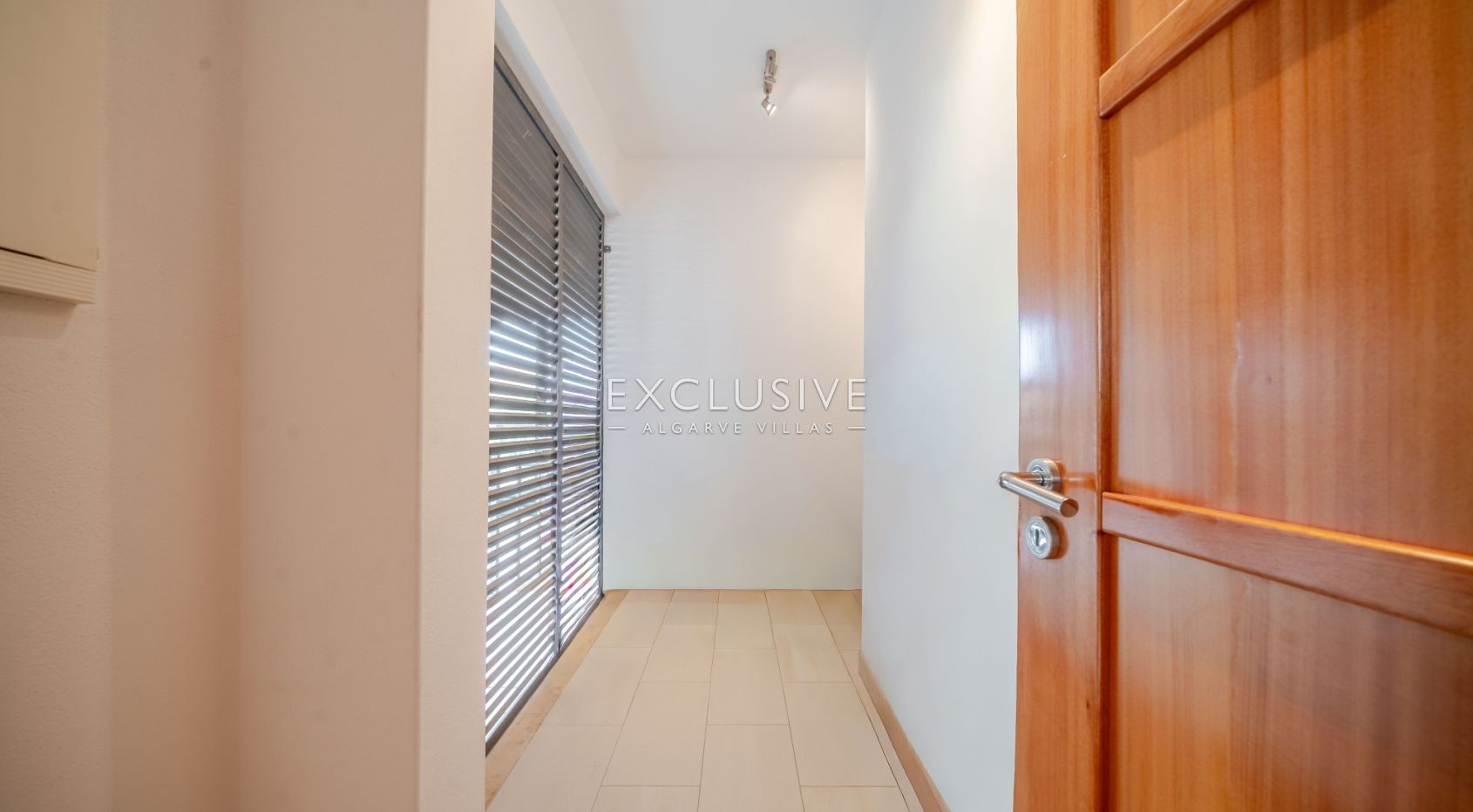 Buy Beautiful 2 Bedroom Sea View Apartment in Vilamoura