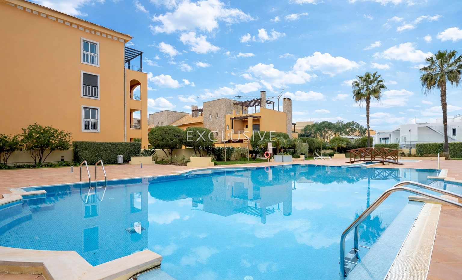 Buy Beautiful 2 Bedroom Sea View Apartment in Vilamoura