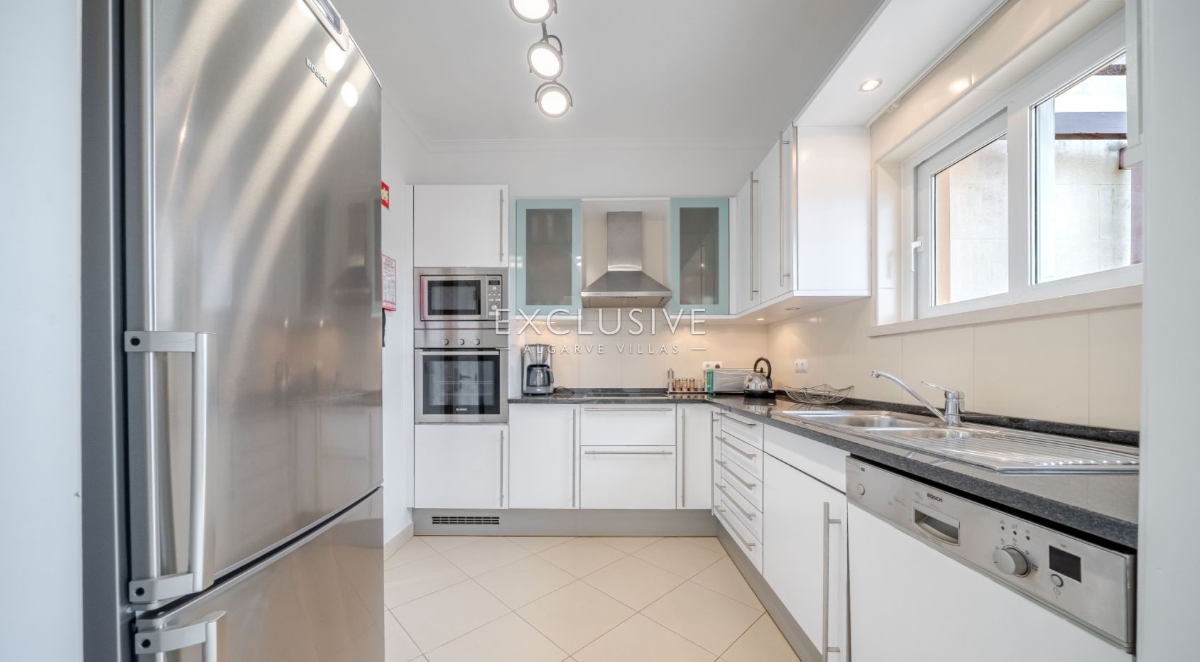 Buy Beautiful 2 Bedroom Sea View Apartment in Vilamoura
