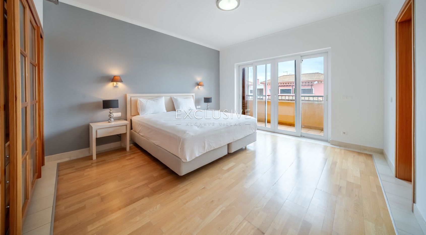 Buy Beautiful 2 Bedroom Sea View Apartment in Vilamoura