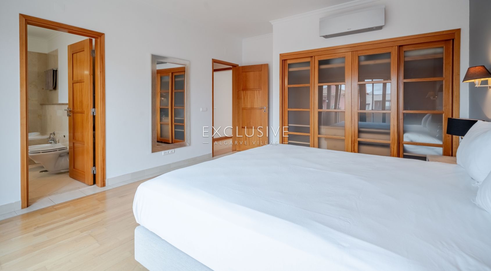 Buy Beautiful 2 Bedroom Sea View Apartment in Vilamoura