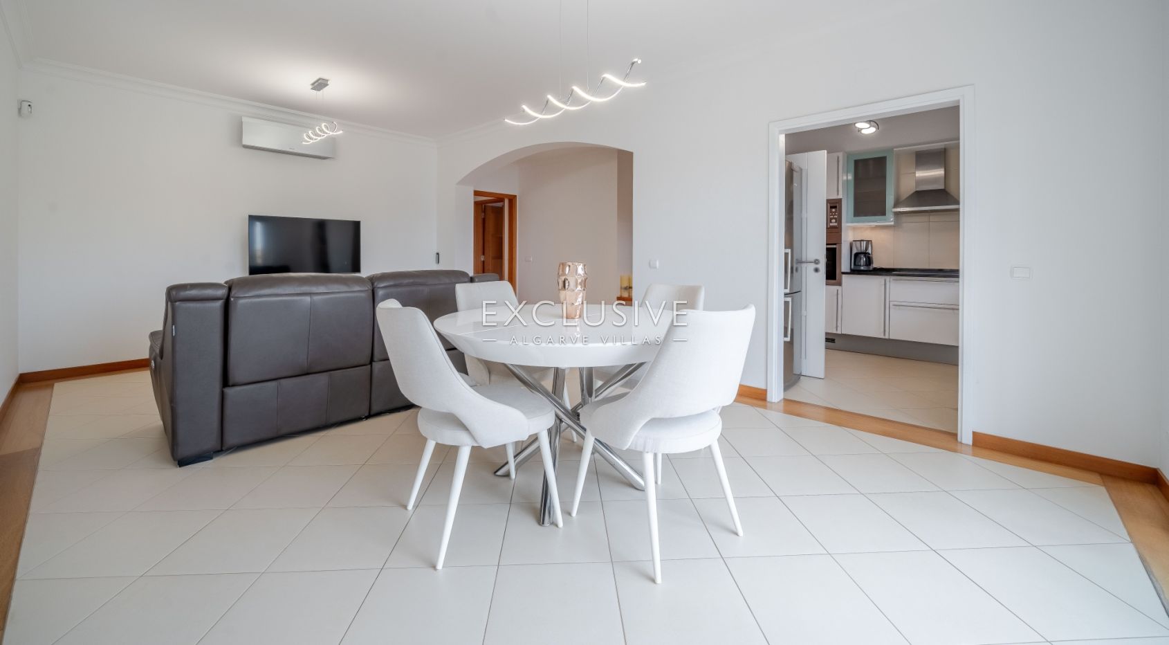 Buy Beautiful 2 Bedroom Sea View Apartment in Vilamoura