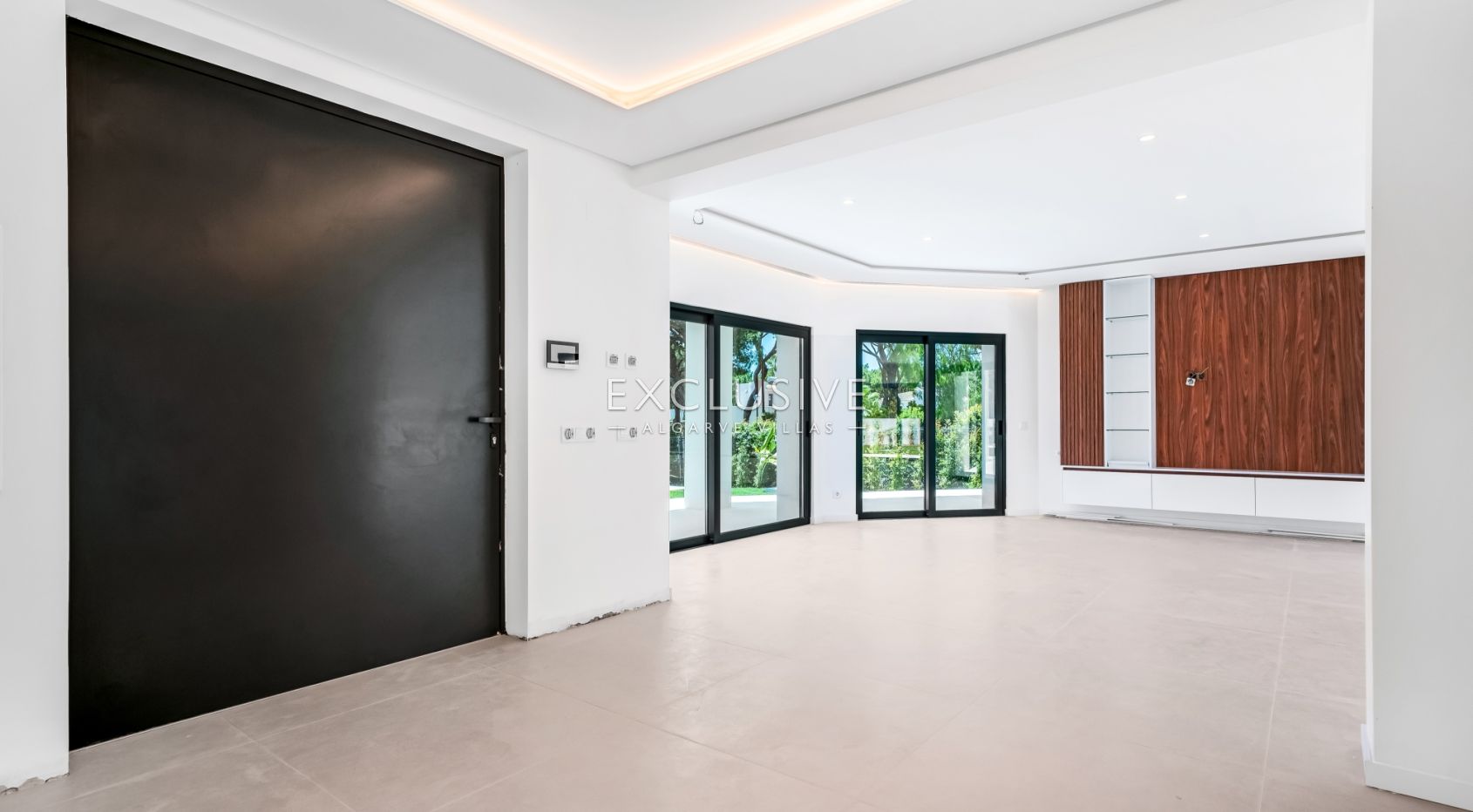 4-Bedroom Luxury Villa – Fully Renovated in Vilamoura
