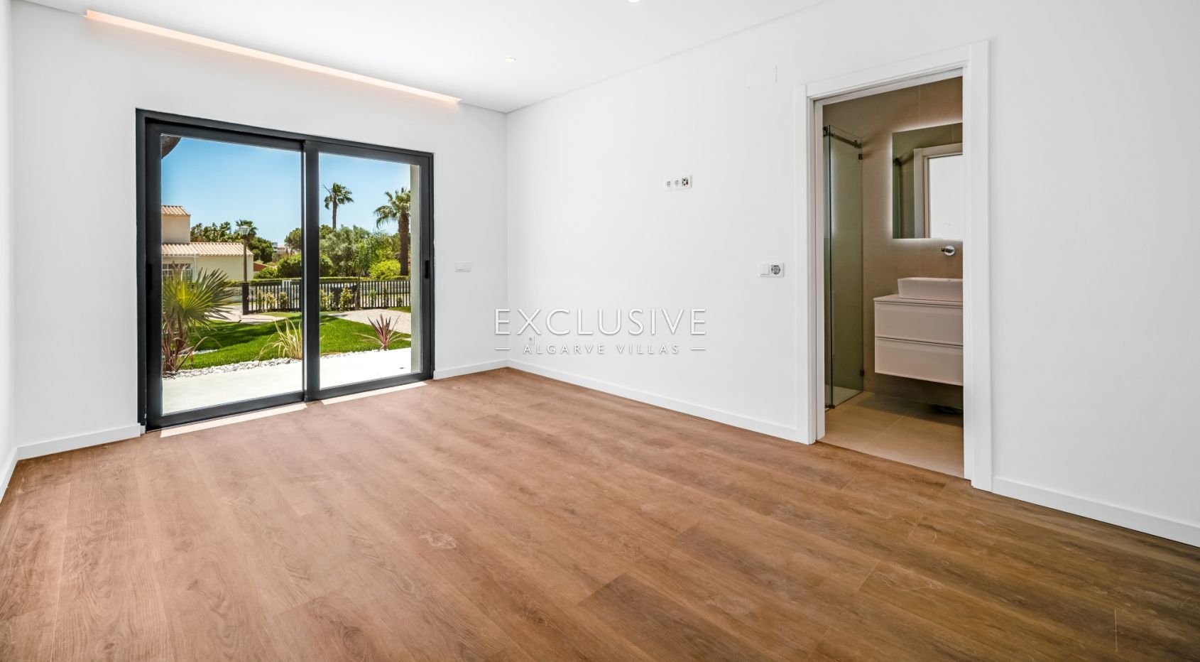 4-Bedroom Luxury Villa – Fully Renovated in Vilamoura