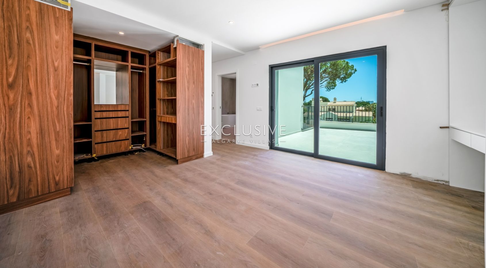 4-Bedroom Luxury Villa – Fully Renovated in Vilamoura