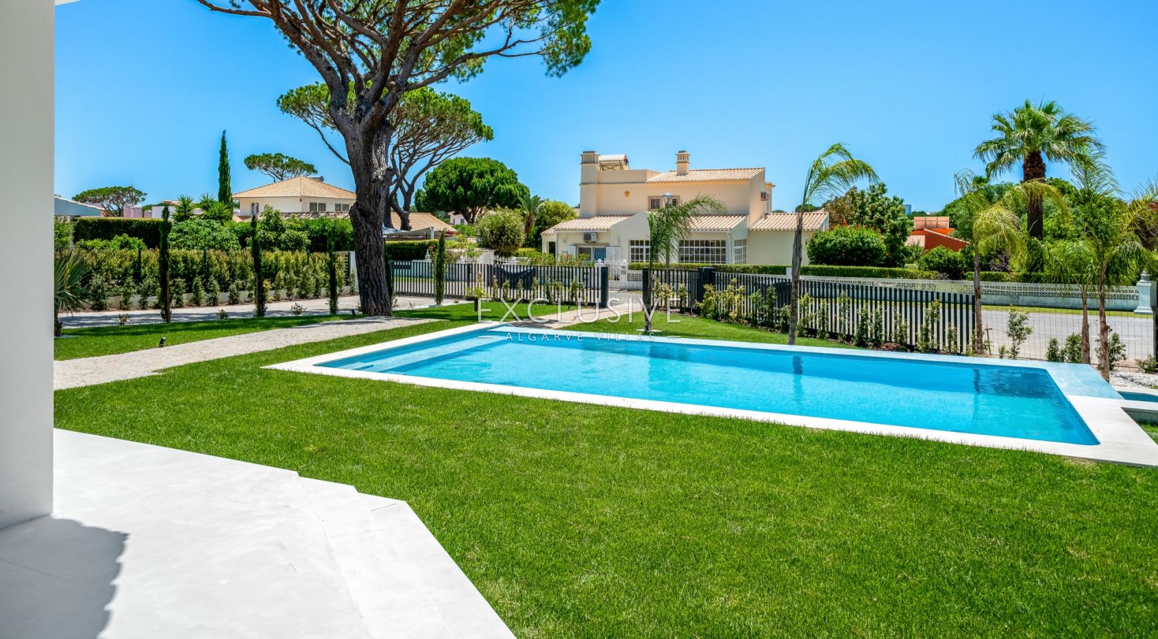 4-Bedroom Luxury Villa – Fully Renovated in Vilamoura