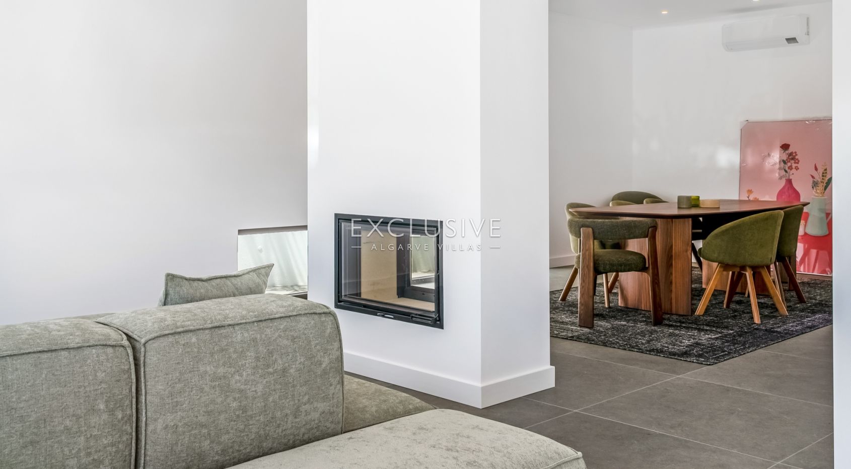 Contemporary Brand new 4 Bed Villa in Lagos, 1,5km to Porto de Mós beach
