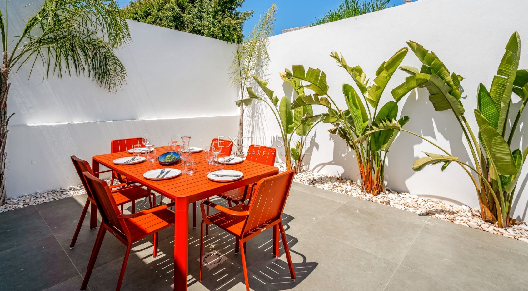 Contemporary Brand new 4 Bed Villa in Lagos, 1,5km to Porto de Mós beach