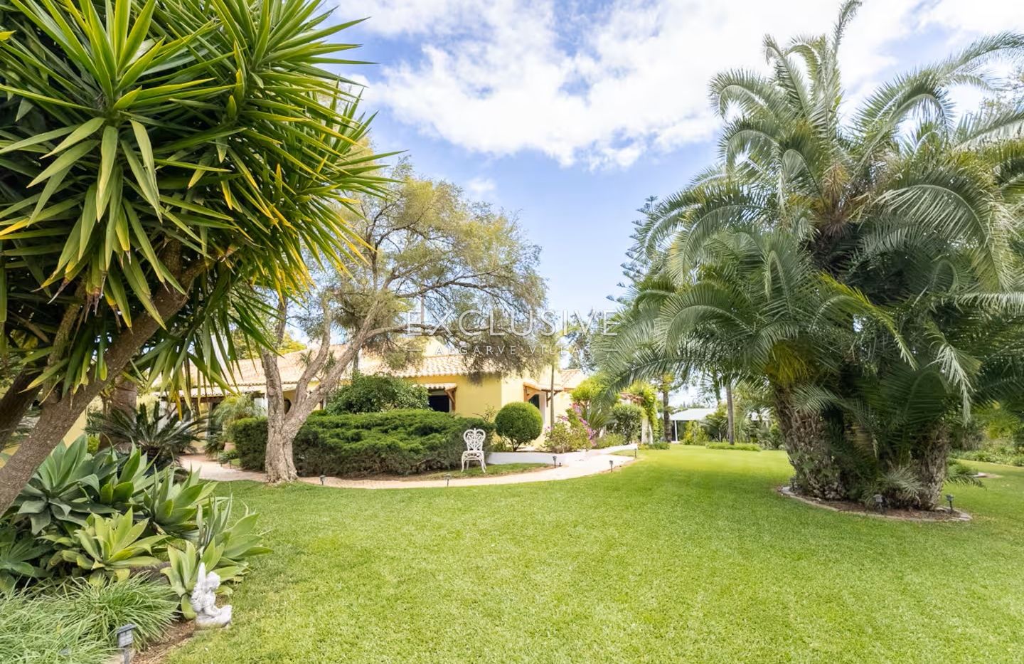 Charming Rural Property near Portimao