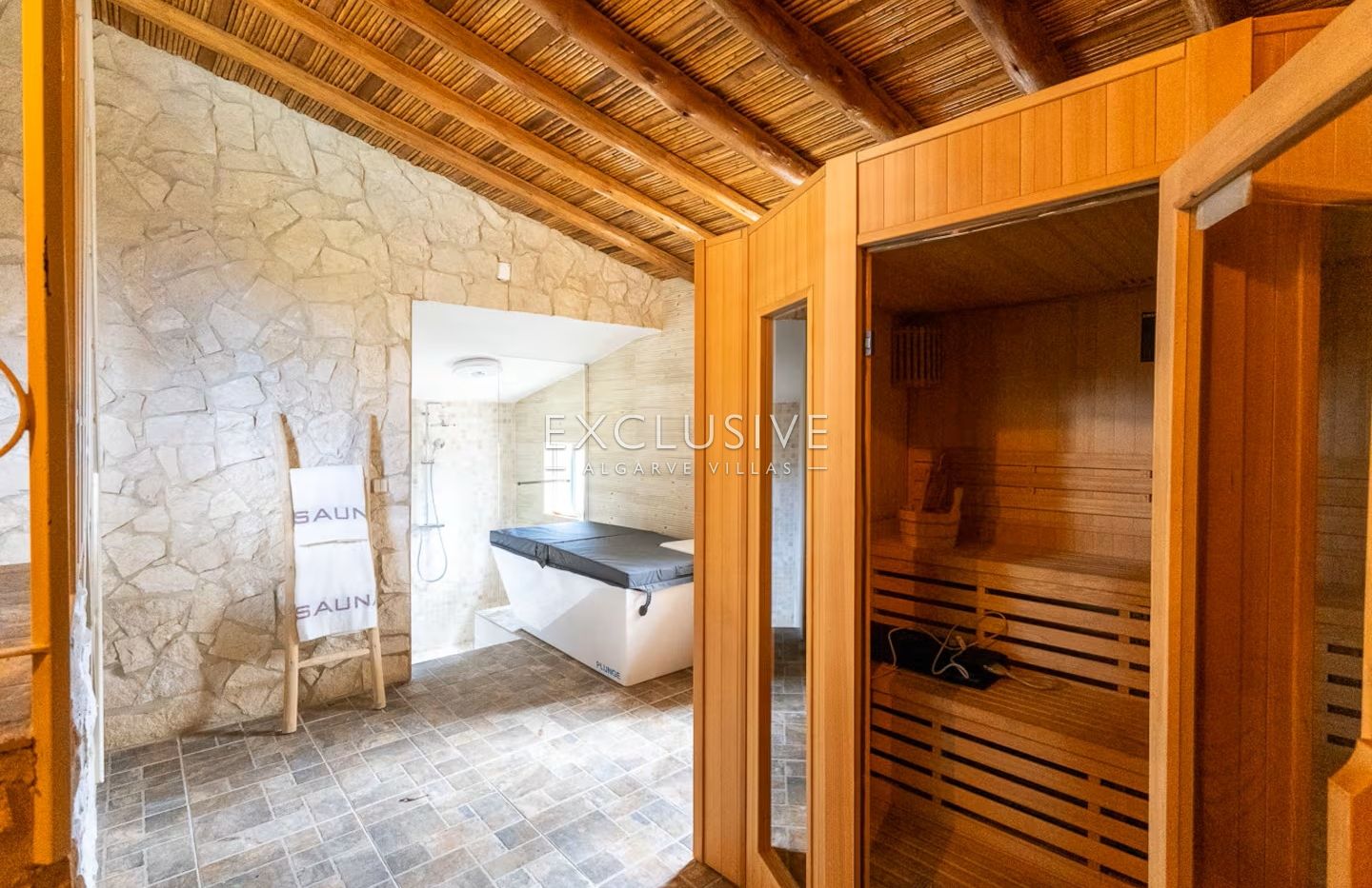 Charming Rural Property near Portimao