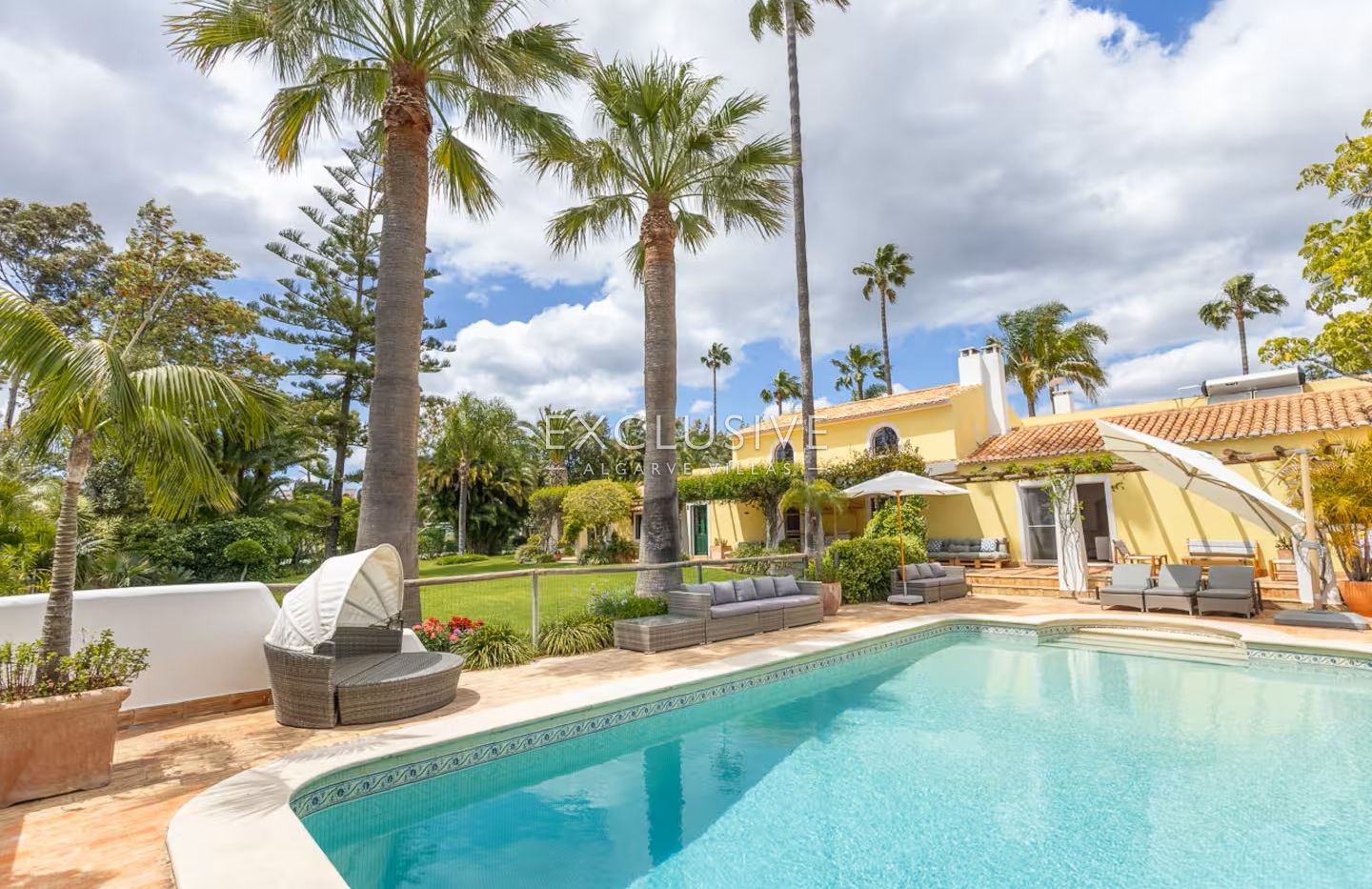 Charming Rural Property near Portimao