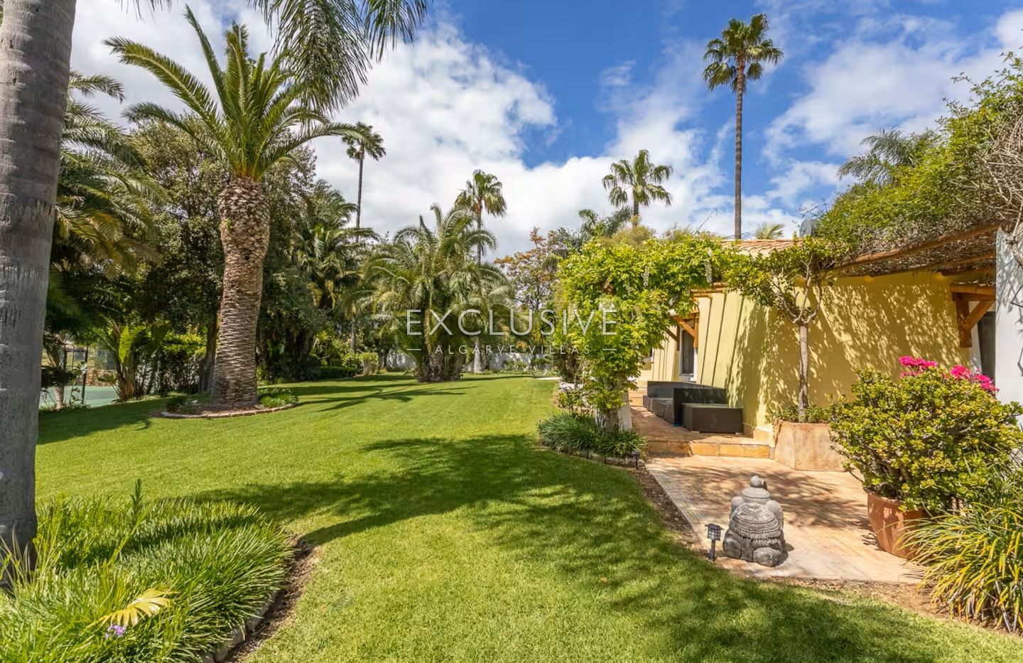 Charming Rural Property near Portimao