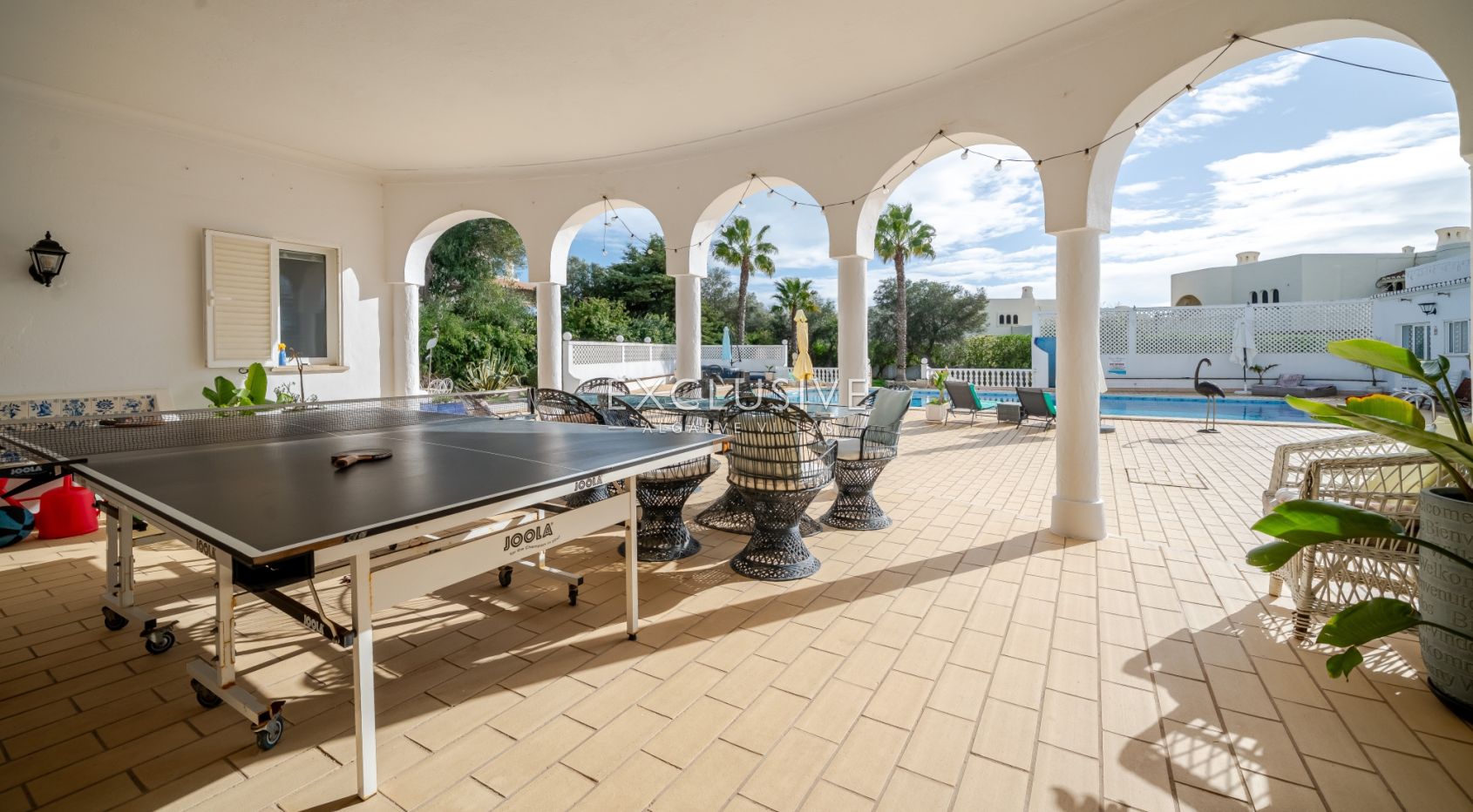 Panoramic Sea-View Villa in Carvoeiro — 6 Bedrooms, Heated Saltwater Pool, Tennis Court & Walk to To