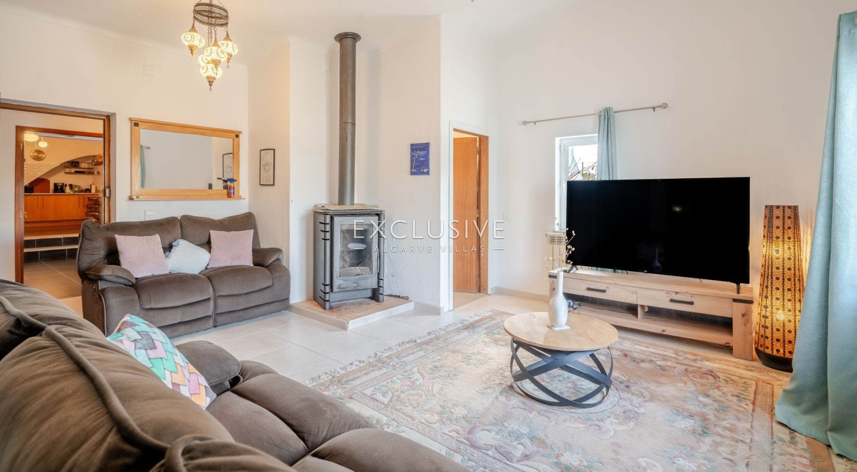 Panoramic Sea-View Villa in Carvoeiro — 6 Bedrooms, Heated Saltwater Pool, Tennis Court & Walk to To