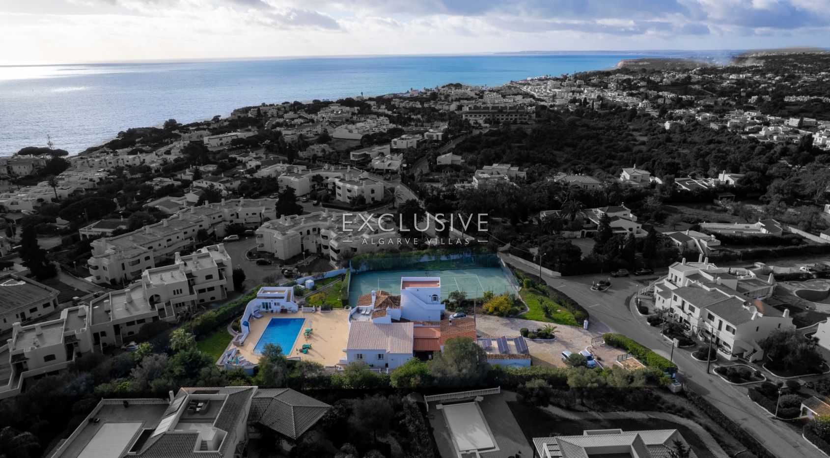 Panoramic Sea-View Villa in Carvoeiro — 6 Bedrooms, Heated Saltwater Pool, Tennis Court & Walk to To