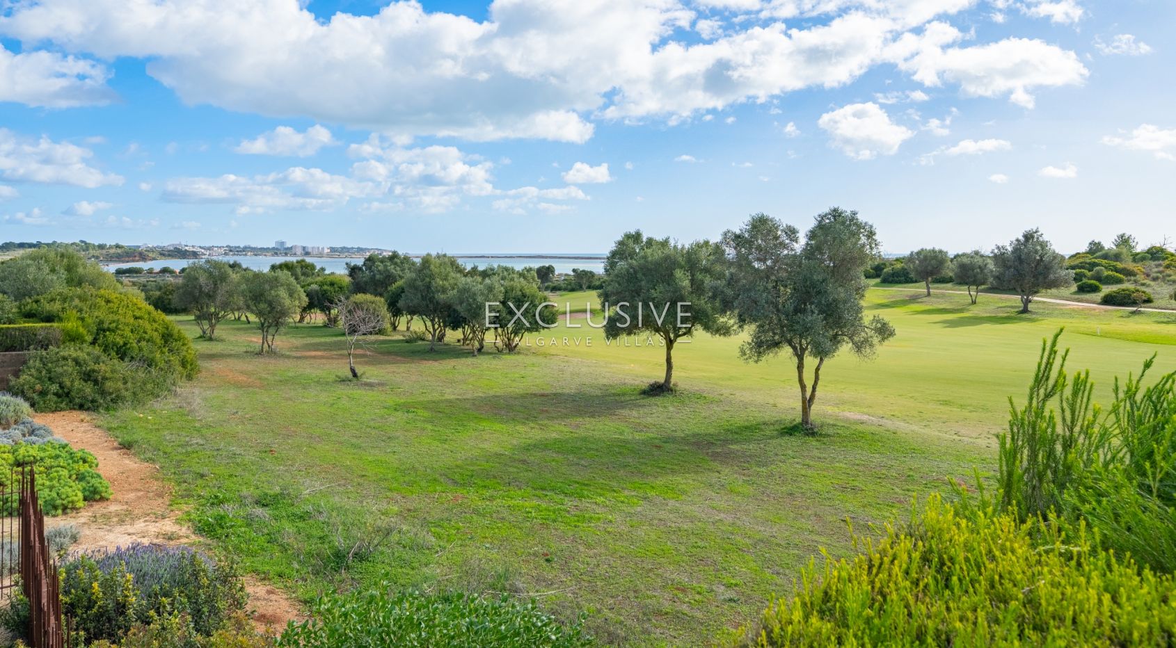 Elegant Villa with Exceptional Views & Direct Palmares Golf Access, Algarve