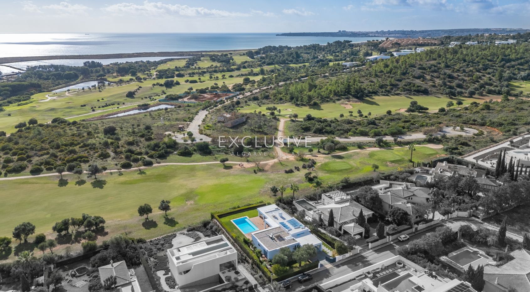 Elegant Villa with Exceptional Views & Direct Palmares Golf Access, Algarve