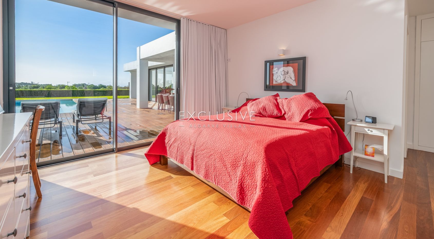 Elegant Villa with Exceptional Views & Direct Palmares Golf Access, Algarve