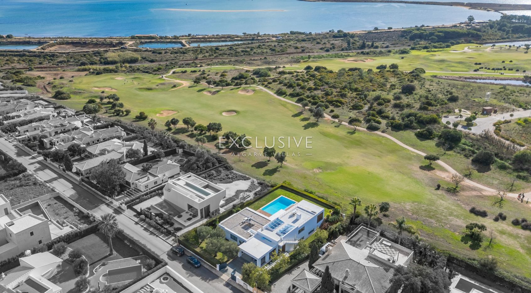 Elegant Villa with Exceptional Views & Direct Palmares Golf Access, Algarve