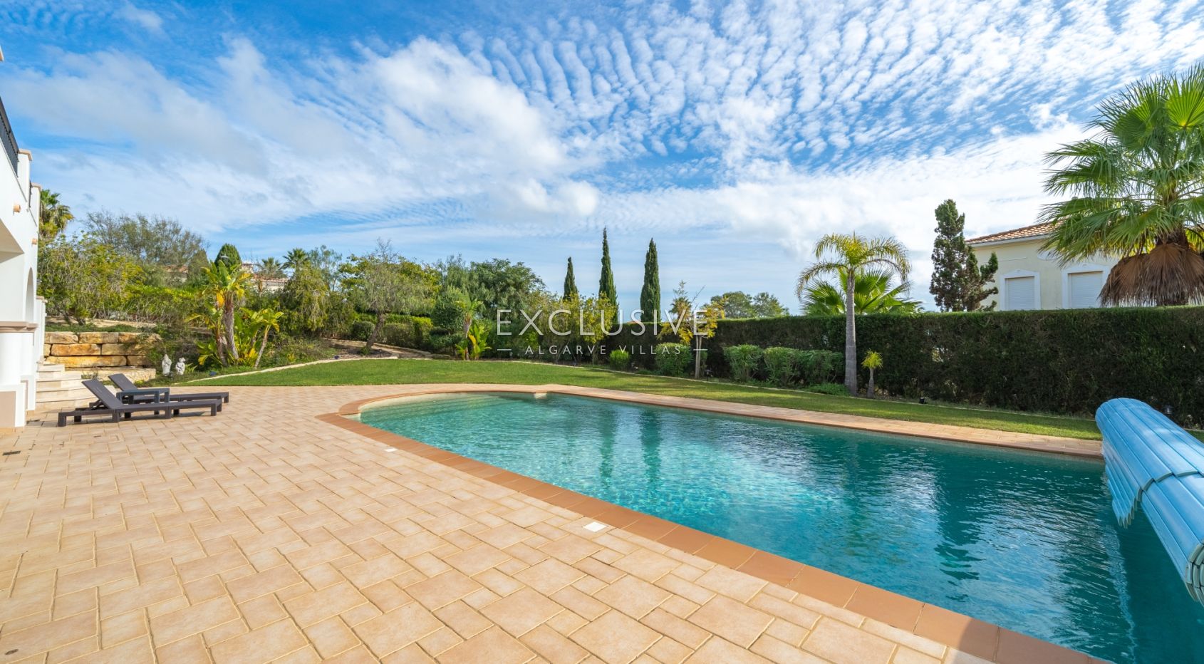 Luxury Sea View Villa in Praia da Luz, Western Algarve