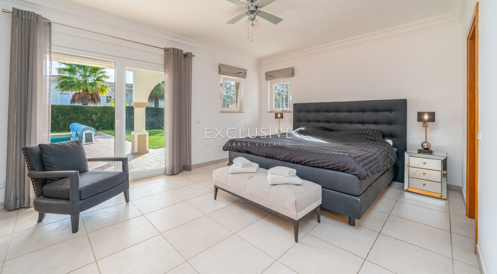 Luxury Sea View Villa in Praia da Luz, Western Algarve