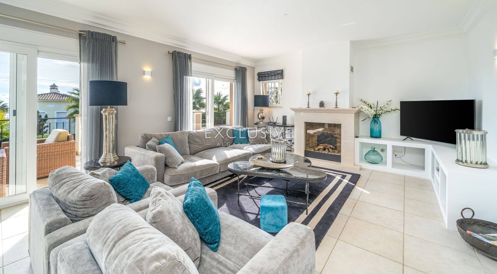 Luxury Sea View Villa in Praia da Luz, Western Algarve