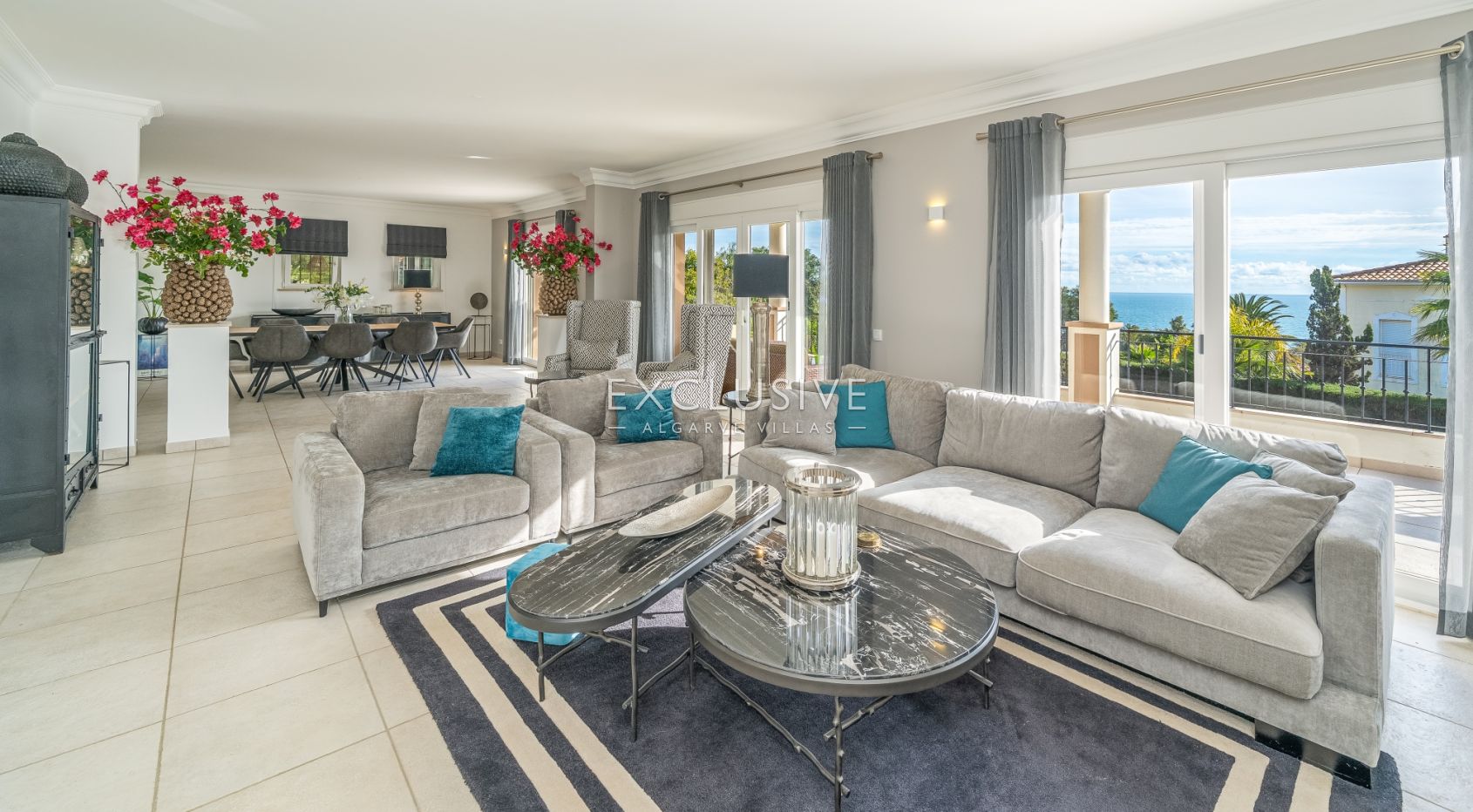 Luxury Sea View Villa in Praia da Luz, Western Algarve