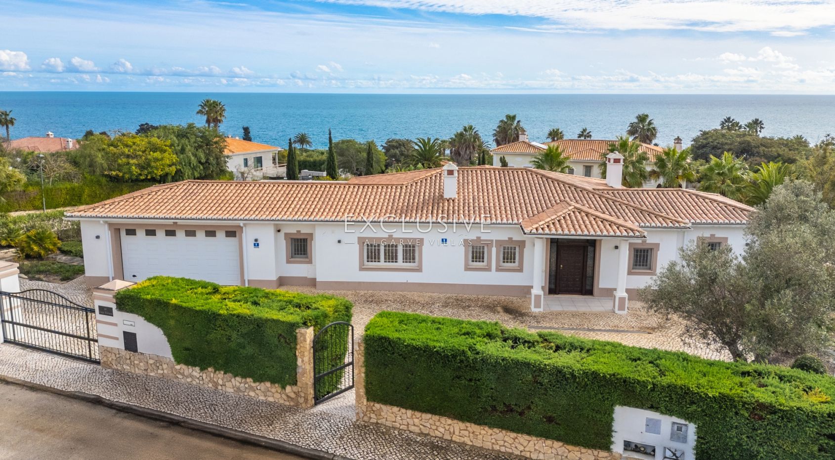 Luxury Sea View Villa in Praia da Luz, Western Algarve