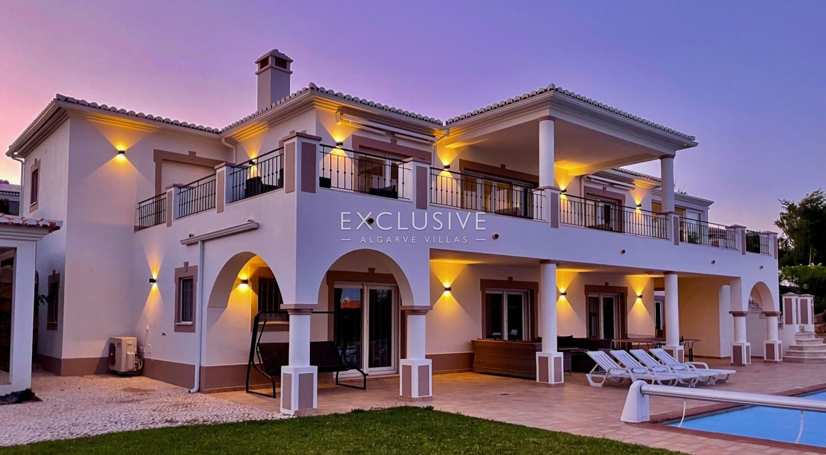 Luxury Sea View Villa in Praia da Luz, Western Algarve