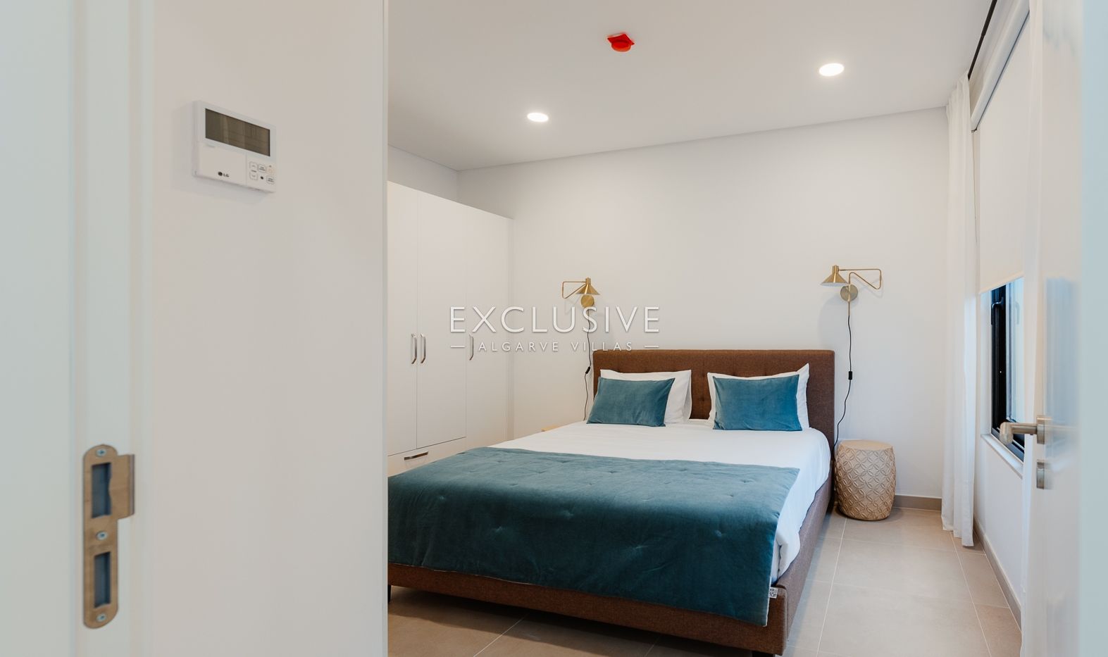 Buy a Modern Two Bedroom Apartment in Central Faro, Algarve
