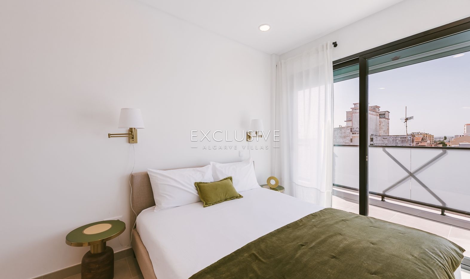 Buy Luxury Three Bedroom Penthouse with Private Pool and Ria Formosa Views, Faro, Algarve