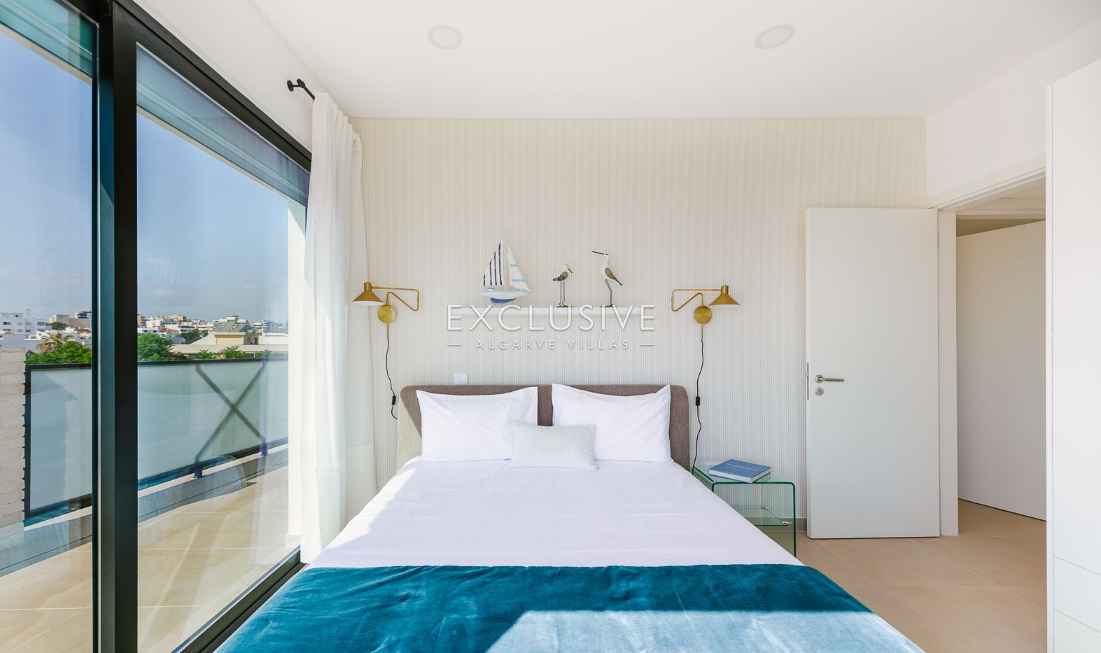 Buy Luxury Three Bedroom Penthouse with Private Pool and Ria Formosa Views, Faro, Algarve