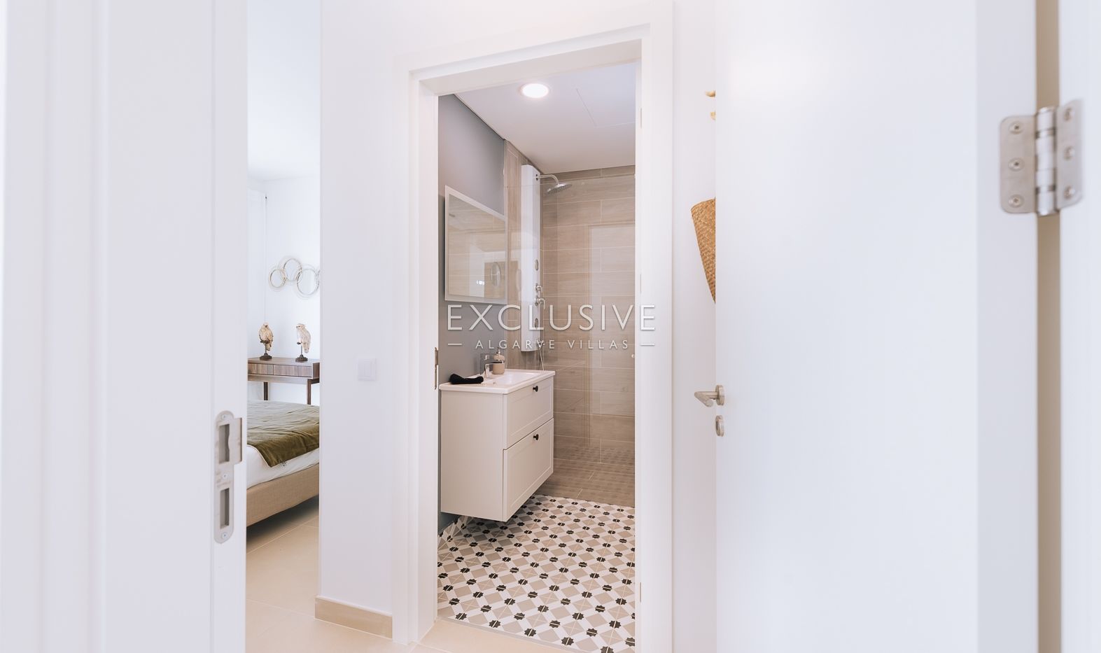 Buy Luxury Three Bedroom Penthouse with Private Pool and Ria Formosa Views, Faro, Algarve
