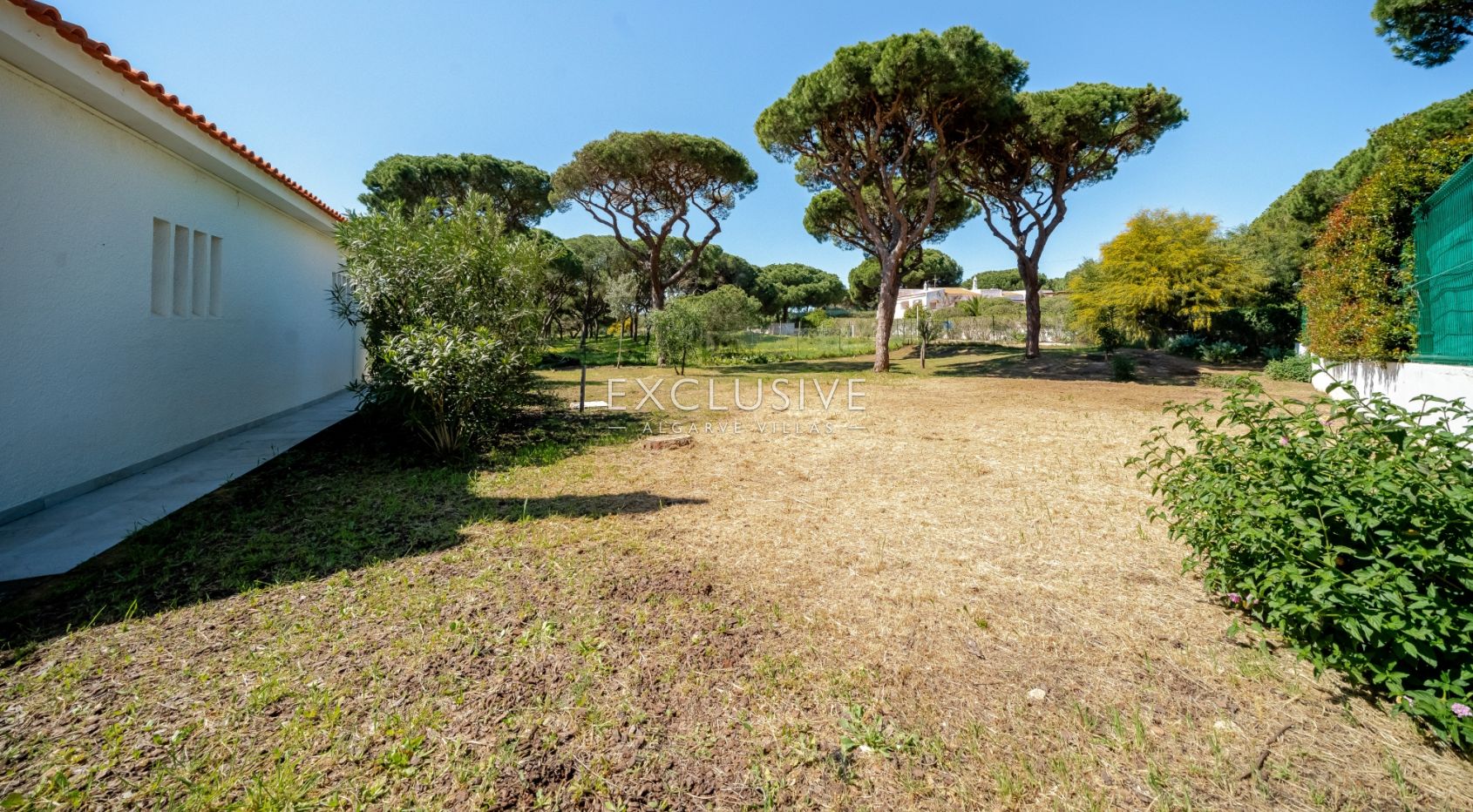 Villa near the beach Quarteira, Golden Triangle
