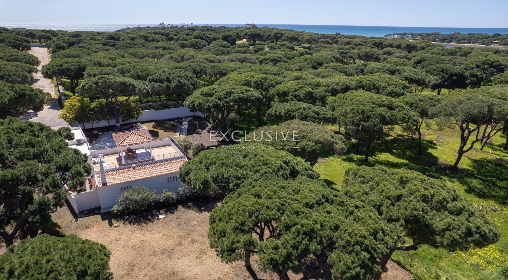 Villa near the beach Quarteira, Golden Triangle